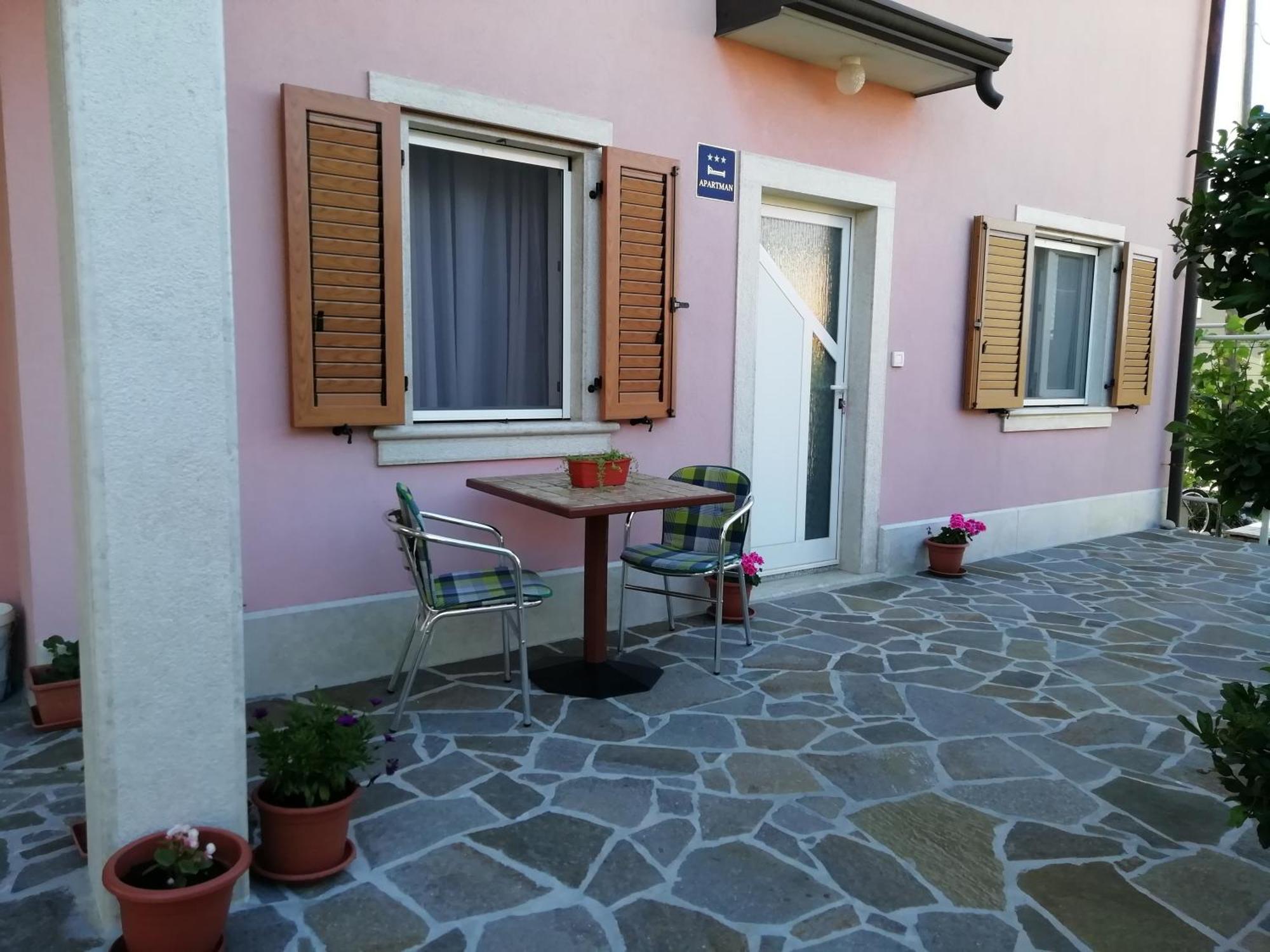 Apartmani Vesna Бує Екстер'єр фото